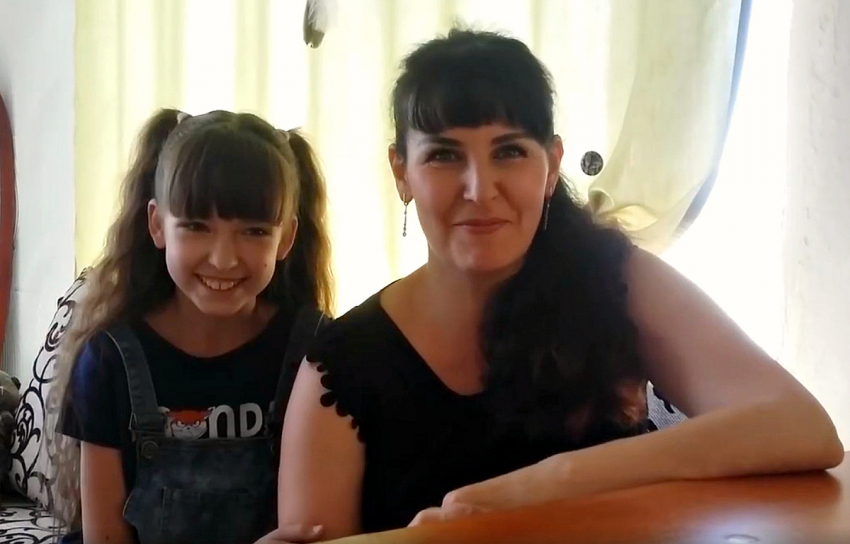 "Яна - не герой, но я ей горжусь", - мама борца за экологию из Новороссийска