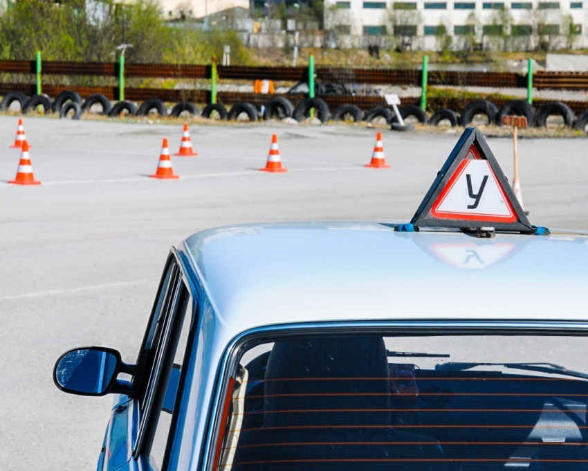 Специалисты составили рейтинг самых популярных авто в российских автошколах