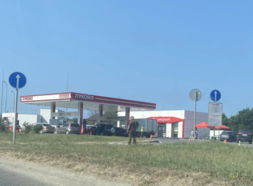 Топливный кризис – всё? Чем главе Новороссийска не угодили АЗС «Лукойл»