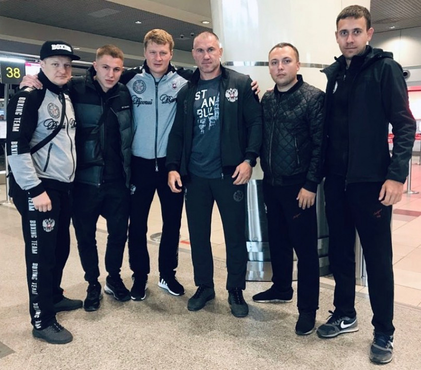 Боксер Александр Поветкин прилетел к соседям Новороссийска готовиться к важному бою