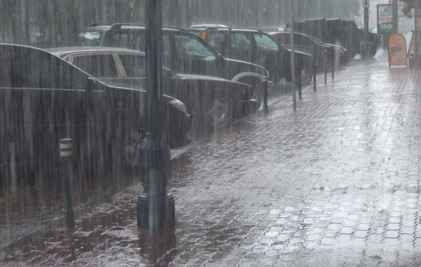 В Новороссийске ожидается резкое ухудшение погоды: МЧС прогнозирует грозы и смерчи