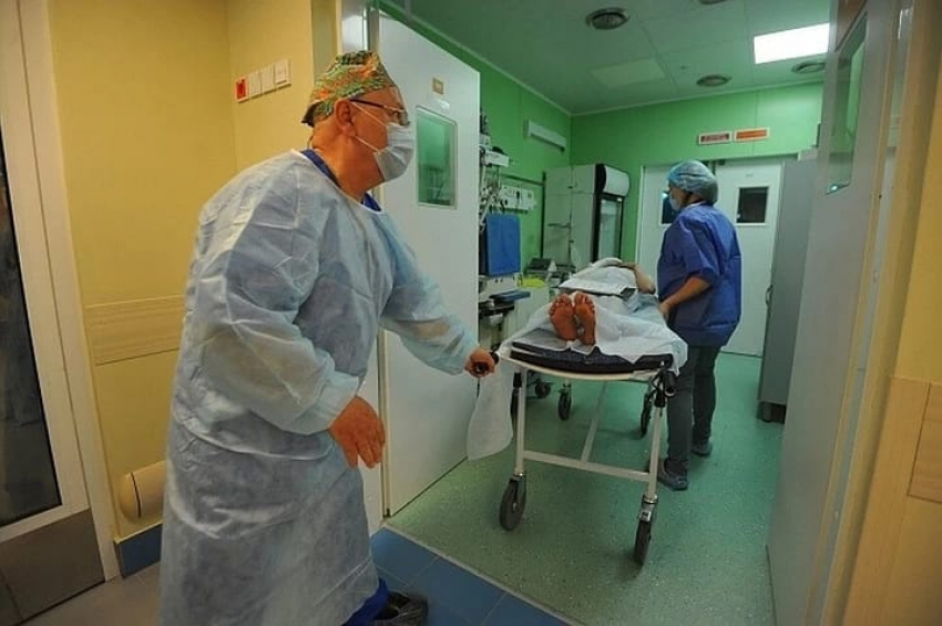 В больницу Новороссийска поступили новые пациенты с коронавирусом