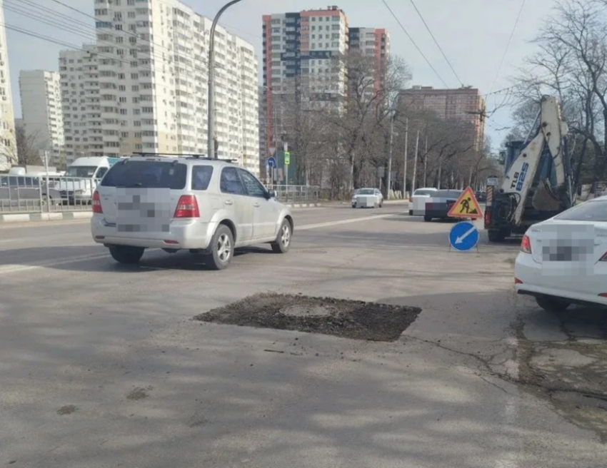 Внимание! В Новороссийске фрезеруют участки дорог для ямочного ремонта