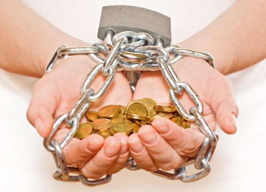 О сложном простыми словами: как новороссийцам не попасть в долговую яму