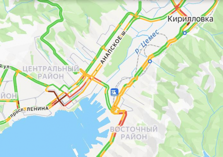 Пятничные пробки парализовали Новороссийск