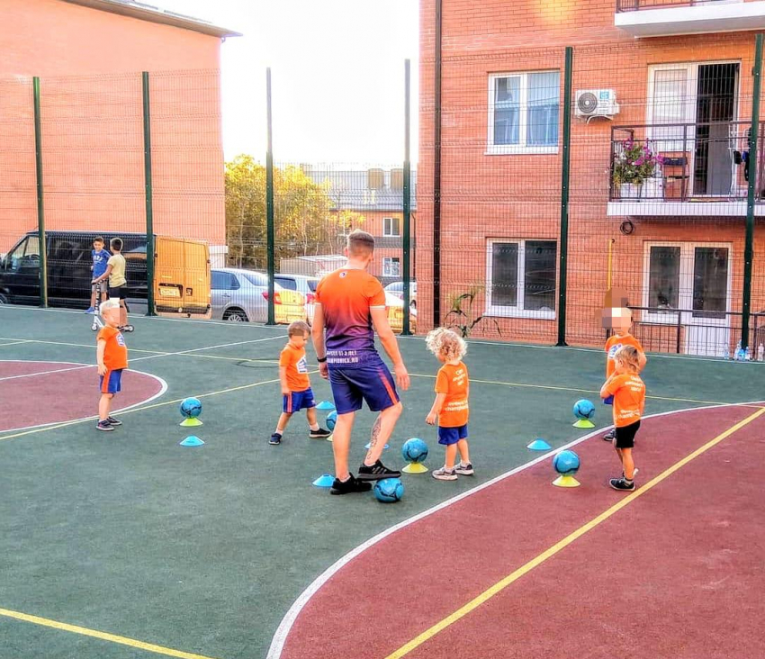 Детская футбольная школа «Чемпионика-Новороссийск» выражает огромную благодарность 