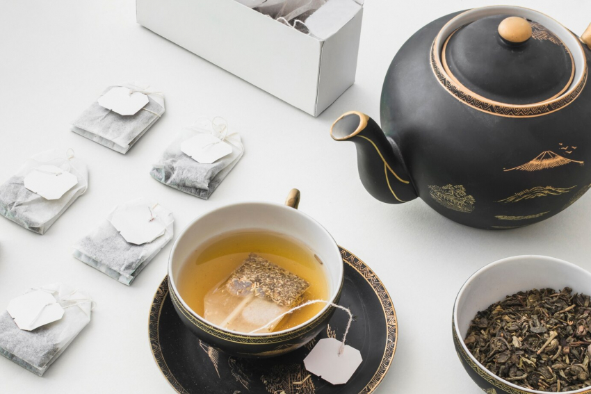 Новороссийцы могут остаться без чая в пакетиках-пирамидках: чем вреден чай такого вида