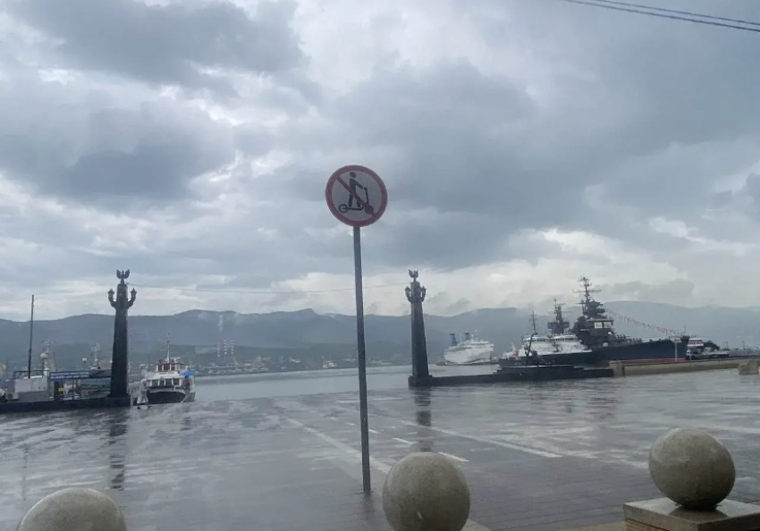 Без зонта не обойтись: жара в Новороссийск придет не сегодня