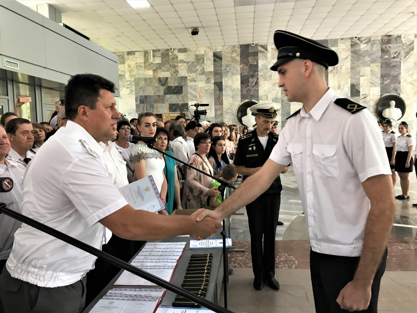 167 курсантов новороссийской «вышки» получили дипломы