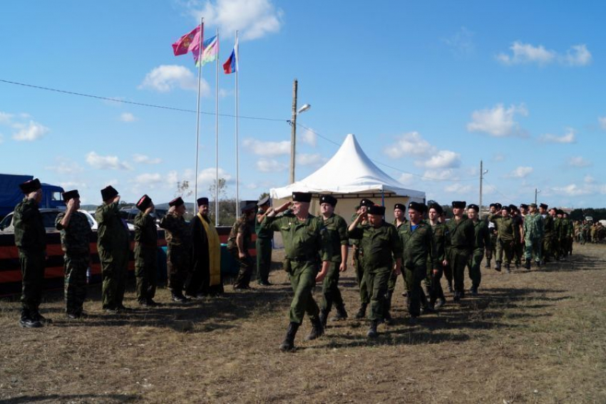 Военно-полевой сбор Черноморского казачьего округа прошел в пригороде Новороссийска