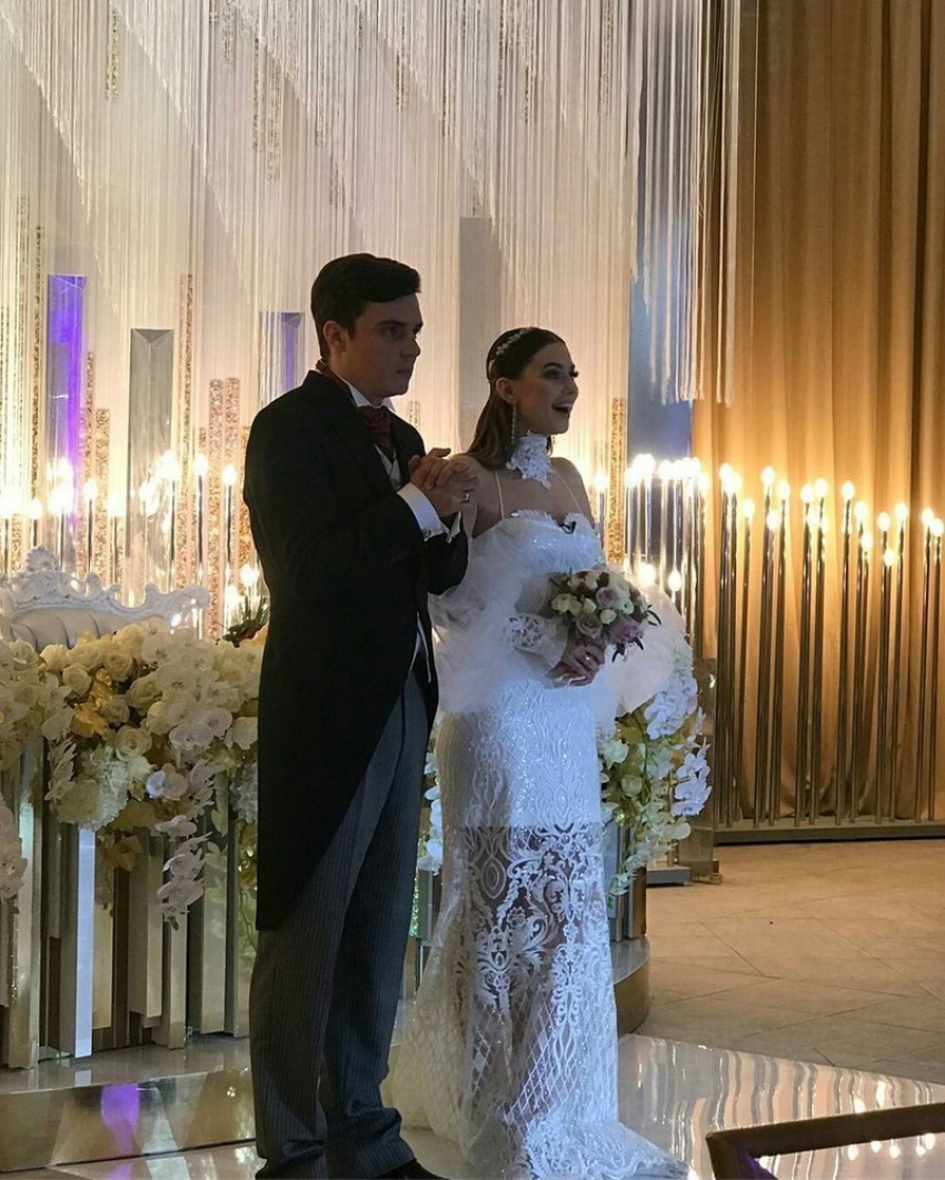 Экс участники «Дома-2» новороссиец Евгений Кузин  и Александра Артёмова сыграли пышную свадьбу