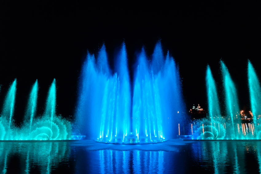 Завершение сезона шоу танцующих фонтанов в Абрау-Дюрсо