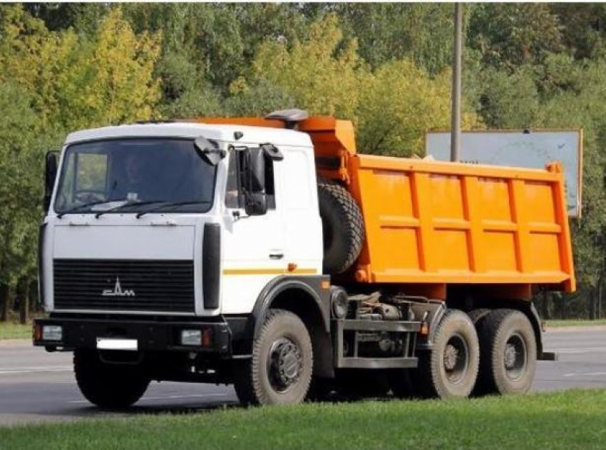 В Новороссийске ищут водителя на работу 