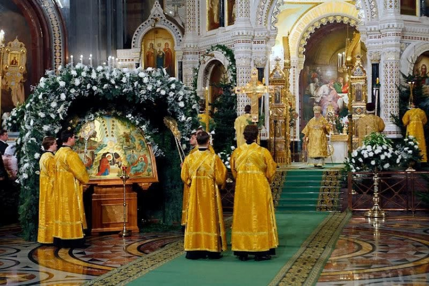 В Новороссийске Рождественская служба пройдет во дворах храмов