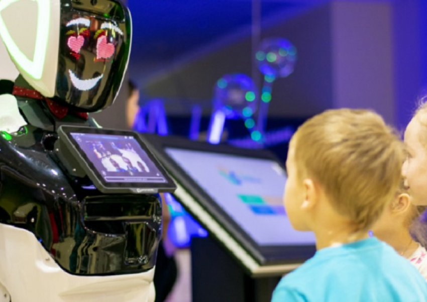 Внимание! Интерактивная выставка роботов «Cyber Robots» ждёт гостей!