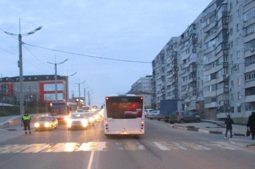 Водители все чаще не пропускают пешеходов в Новороссийске