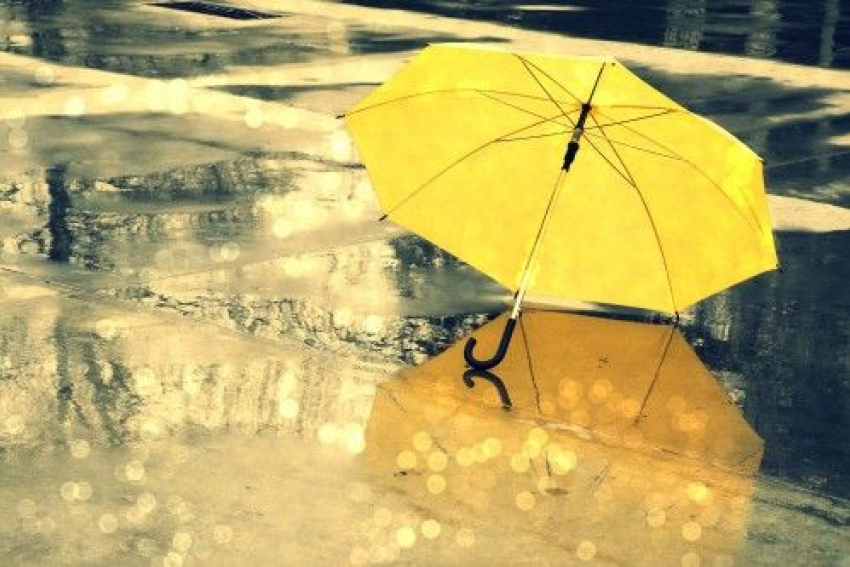 Дождь - новороссийцам не помеха 