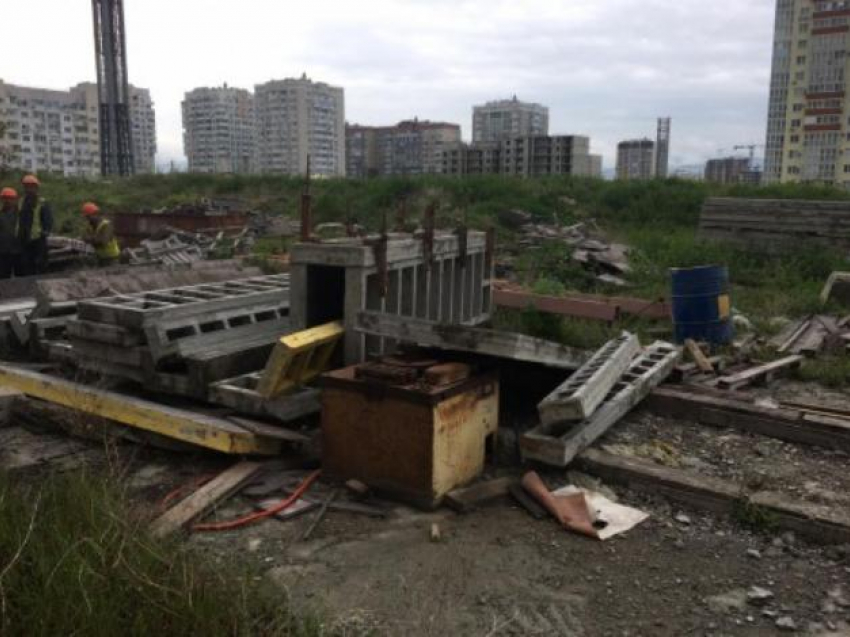 Администрация Новороссийска наказала за мусор землевладельца в Мысхако