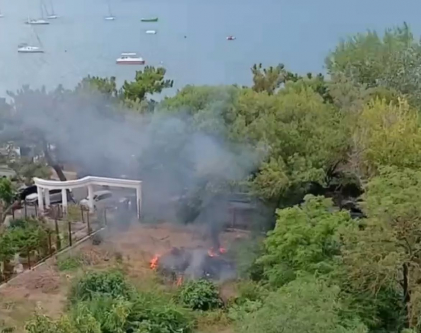 Отдыхающие чуть не спровоцировали пожар у соседей Новороссийска 
