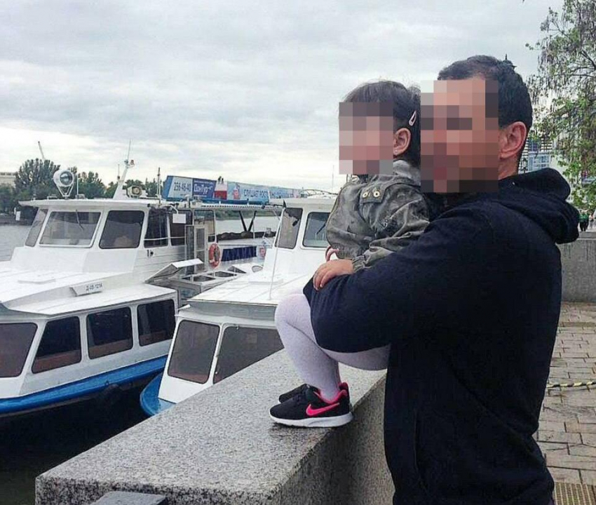 Семья из Ростовской области пострадала при атаке ВСУ по Новороссийску 