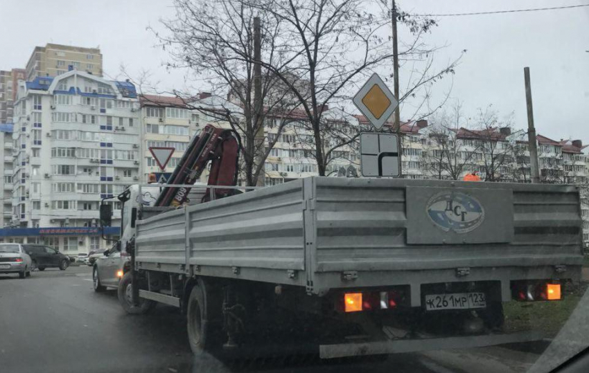 Изменены знаки приоритета на улице Южной в Новороссийске