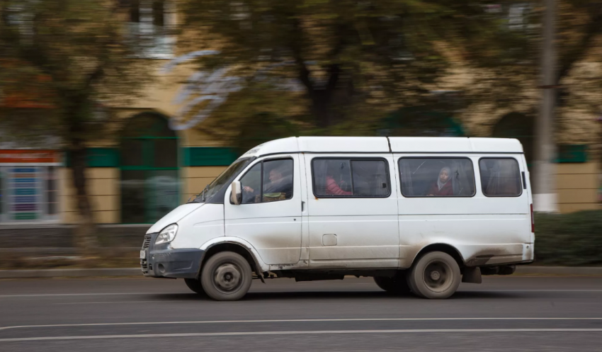 Маршрутки-призраки: жительница Новороссийска просит сделать транспорт заметнее
