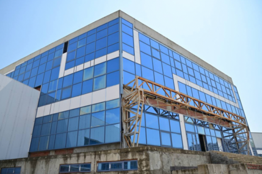 Дворец спорта «Черноморский» забрали у Новороссийска: будут ли его достраивать 