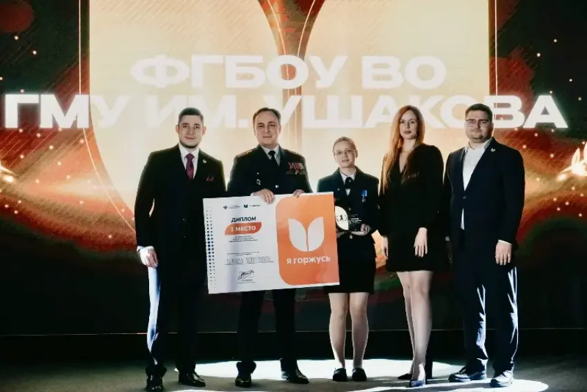 «Шхуна ровесников» Ушаковки - лучший студенческий патриотический клуб России