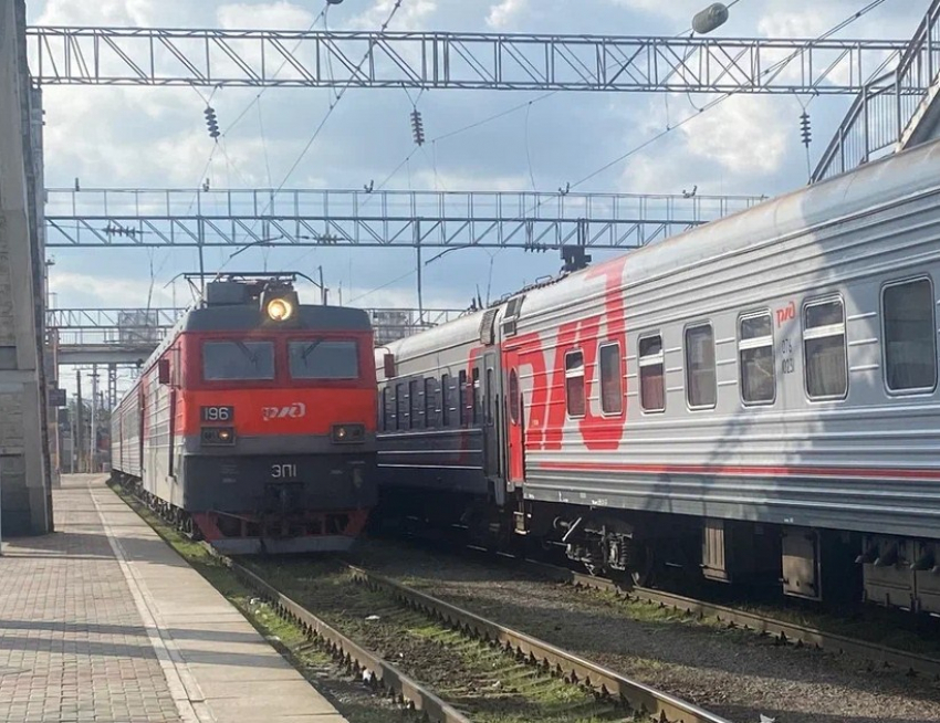 Все ринулись на Черное море: ж/д билетов в Анапу и Новороссийск уже нет