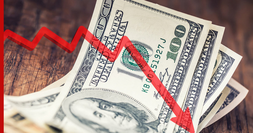 Доллар упал до рекордно низких показателей впервые с 23 февраля 