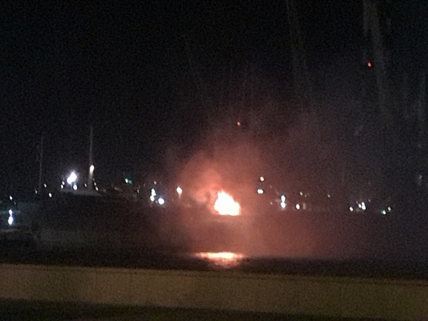 Иностранный сухогруз горел в порту Новороссийска