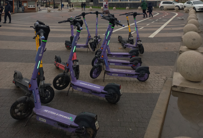 Новороссийцы вслед за жителями Краснодара просят запретить электросамокаты в городе 