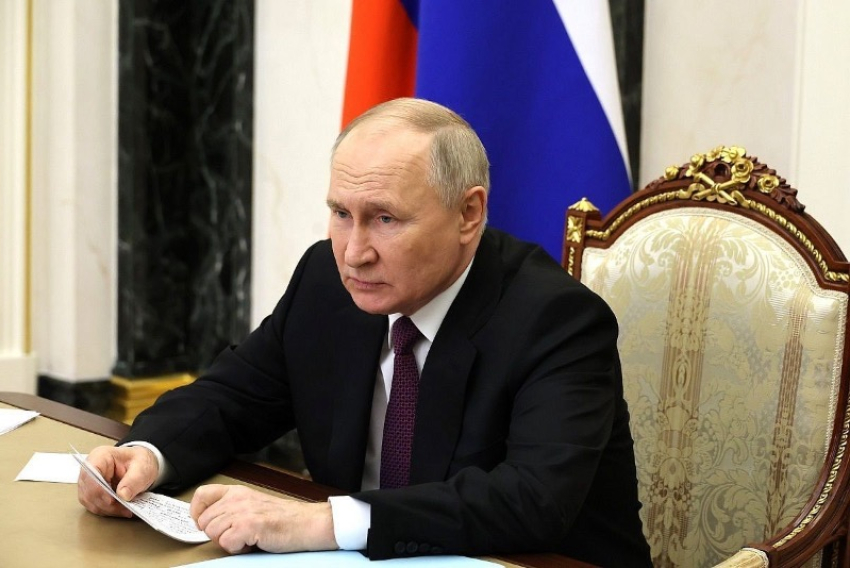 Путин пошутил про «Абрау-Дюрсо» и риски на съезде «Деловой России»