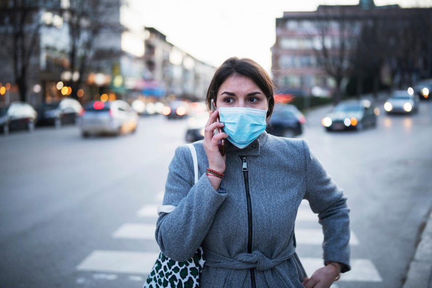 Новороссийцам не советуют носить маски на холоде 