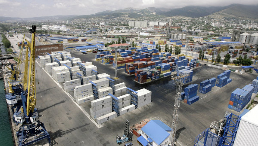 Новороссийск возглавил рейтинг портов по перевалке наливных грузов