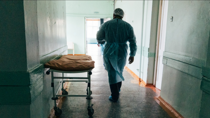 Росстат: июль побил рекорд по смертности от коронавируса в России с начала пандемии