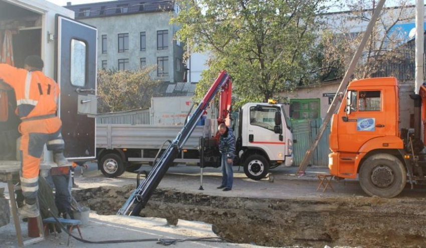 Почти 9 км сетей водопровода было заменено в Новороссийске за последний год. Осталось еще 469 км