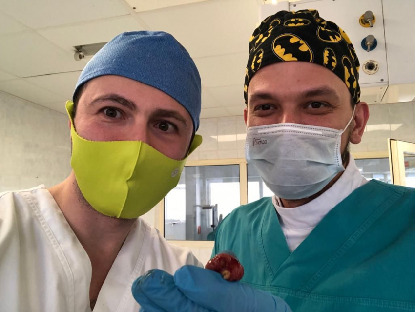 Новороссийские врачи впервые эндоскопически удалили опухоль кишечника у ребенка
