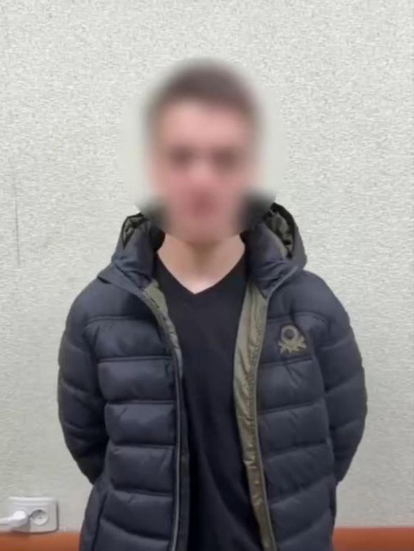 Новороссиец ответит за справленную нужду на Анапском шоссе