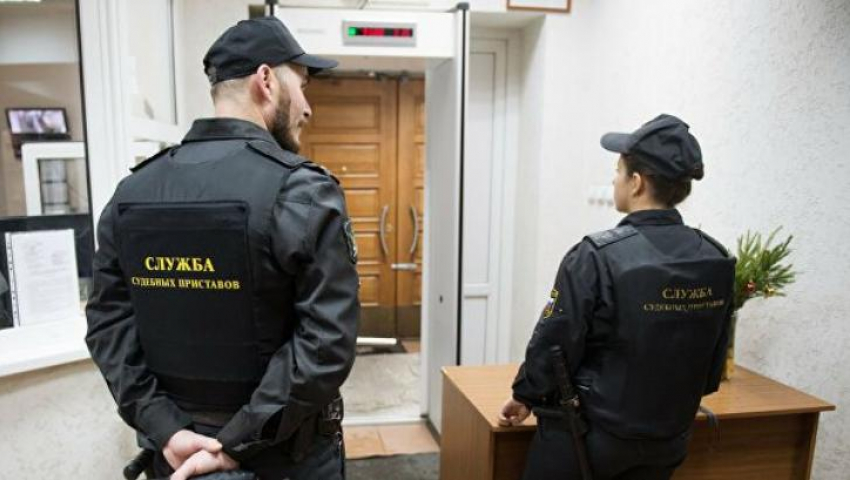 Новороссийские судебные приставы решили возобновить личный прием граждан