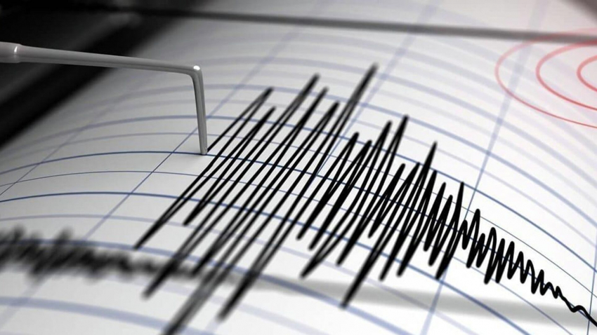 «Шкаф зашатался, посуда зазвенела»: в Сочи произошло мощное землетрясение