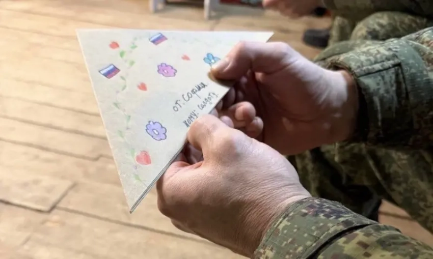 Работники АО «Черномортранснефть» отвезли на фронт подарки: для дела и с душой 