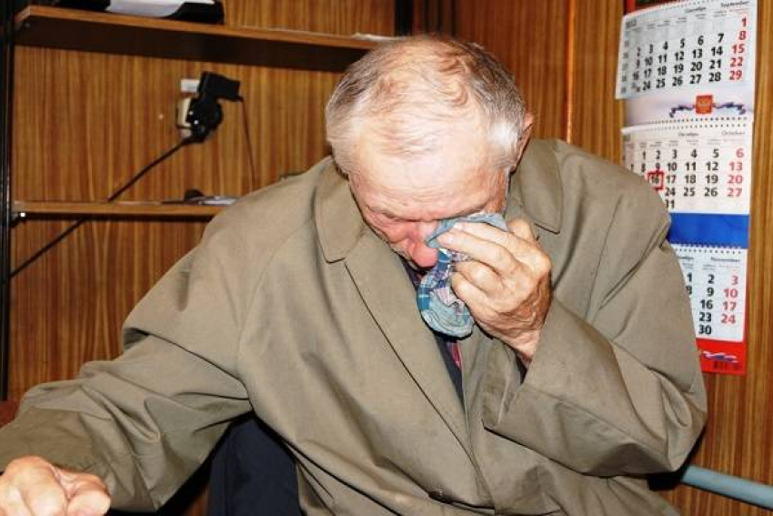 Мошенник похитил миллион рублей у пенсионера из Новороссийска