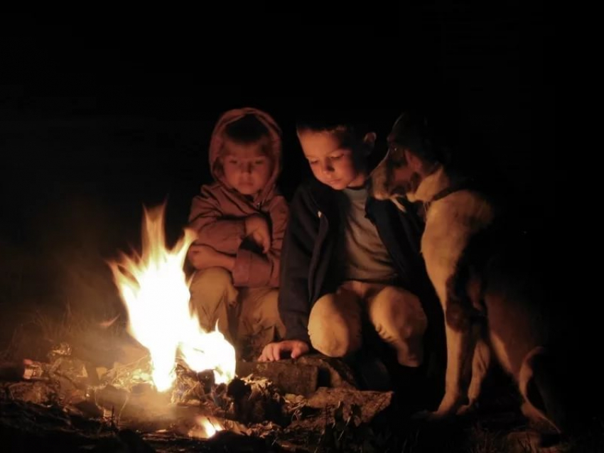 Семья с детьми потерялась в лесу под Новороссийском