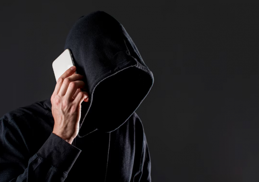 «Дайте позвонить?», - в Новороссийске поймали похитителя смартфонов 