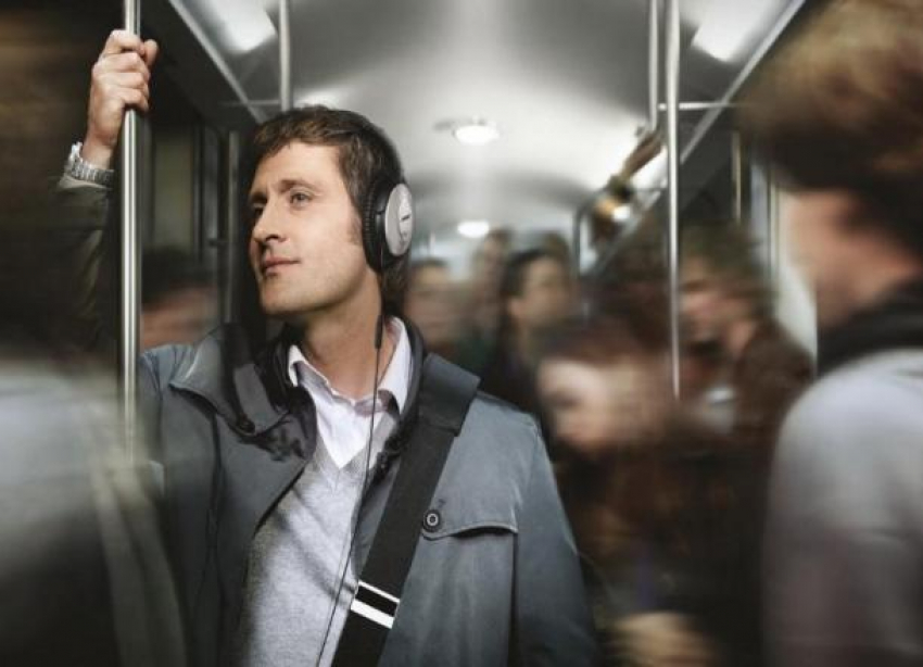В Новороссийске запретят слушать музыку в общественном транспорте