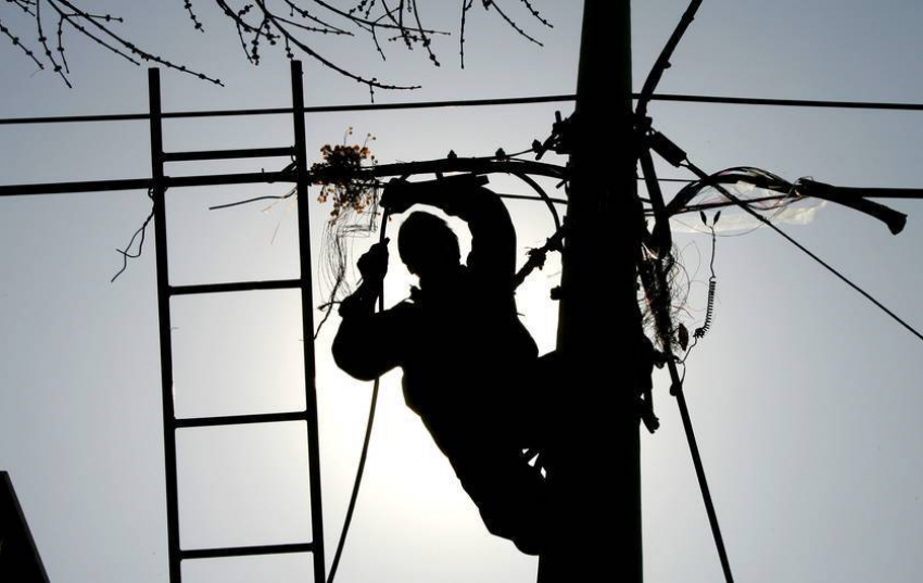 Какие районы Новороссийска останутся без электричества на весь день