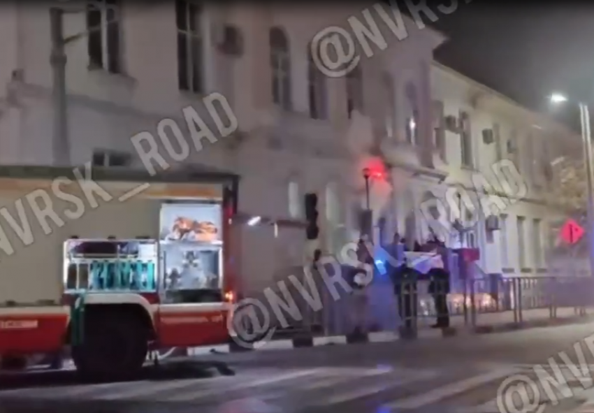 Рукописи не горят: в Новороссийске ночью загорелся архив медколледжа