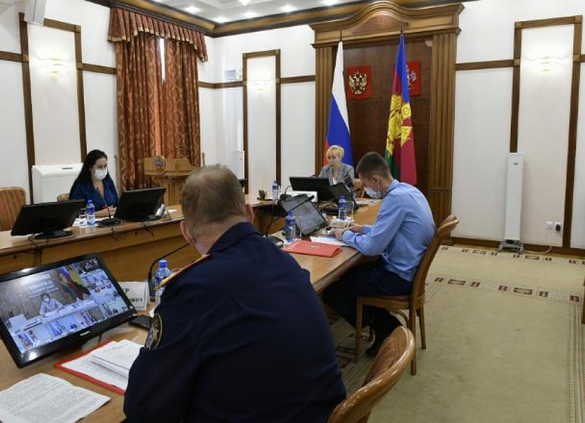 Новороссийских подростков из группы риска привлекут к волонтерству