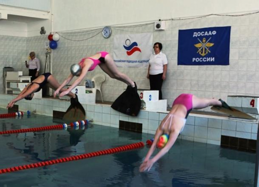 Синяговский заинтересовался бассейном ДОСААФ в Новороссийске